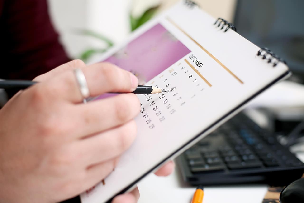 Випробувальний термін у воєнний стан - Про HR